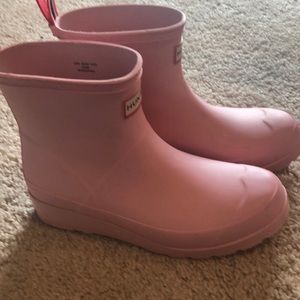 Hunter pink ankle rain boots